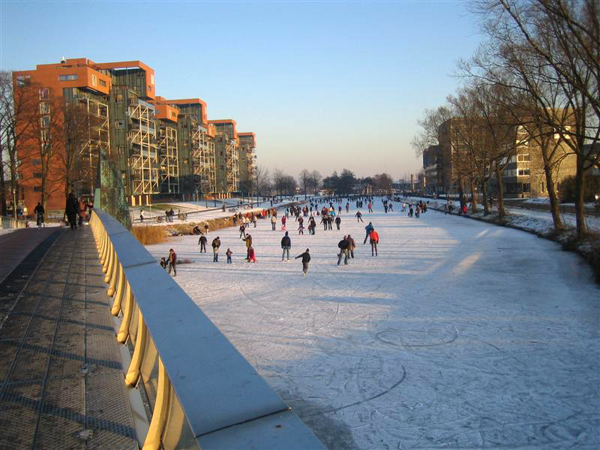 Schaatsen op het Kanaal